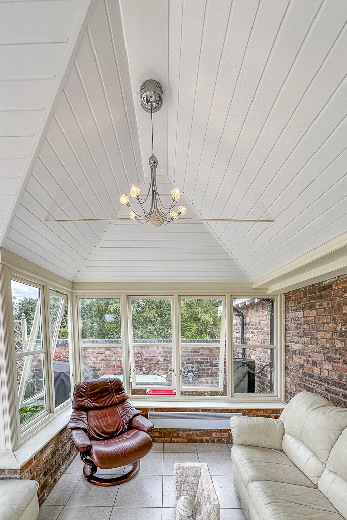 Insulated Conservatory Living Space